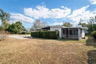 3302 S Crystal Lake Dr, Orlando, FL 32806 - Photo 5