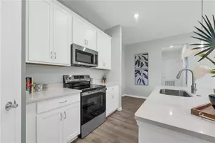 3345 Viridian Cir, West Melbourne, FL 32904 - Photo 9