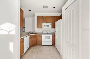7813 Riffle Ln, Orlando, FL 32818 - Photo 5