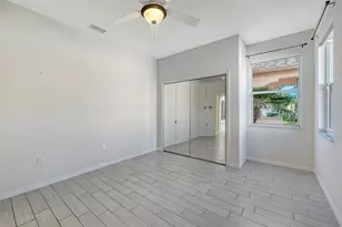 3822 Alamanda Dr, Sarasota, FL 34238 - Photo 21
