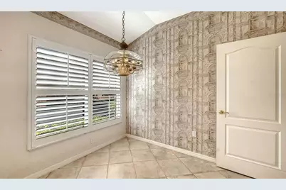 3822 Alamanda Drive, Sarasota, FL 34238 - Photo 13