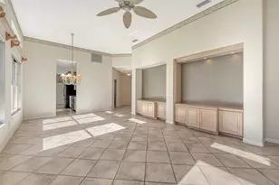 3822 Alamanda Dr, Sarasota, FL 34238 - Photo 3