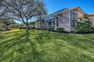 3822 Alamanda Dr, Sarasota, FL 34238 - Photo 23