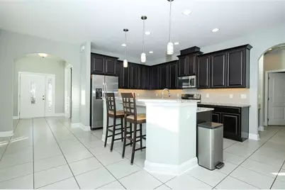 4043 Lake Bosse View Drive, Orlando, FL 32810 - Photo 9