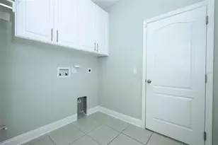 4043 Lake Bosse View Dr, Orlando, FL 32810 - Photo 15