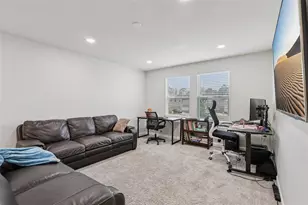 2270 Hemingway Cir, Groveland, FL 34736 - Photo 11