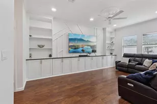 2270 Hemingway Cir, Groveland, FL 34736 - Photo 3