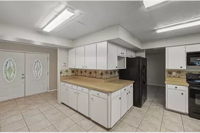 4624 San Paulo Court, Lakeland, FL 33813 - Photo 13