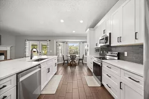 275 Walnut Ave, Orange City, FL 32763 - Photo 5