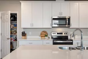 370 Whistling Duck Trl, Saint Cloud, FL 34771 - Photo 9