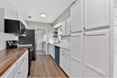 3201 Joyann Street, Orlando, FL 32810 - Photo 9