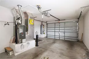 8620 SE 166th Birchbrook Loop, The Villages, FL 32162 - Photo 5