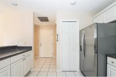 8620 SE 166th Birchbrook Loop, The Villages, FL 32162 - Photo 7