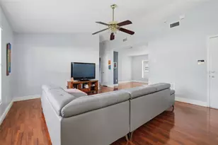 9760 Violet Dr, Orlando, FL 32824 - Photo 5