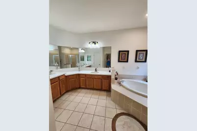 1829 Mira Lago Circle, Ruskin, FL 33570 - Photo 19