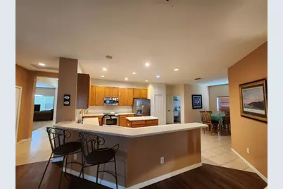 1829 Mira Lago Circle, Ruskin, FL 33570 - Photo 5