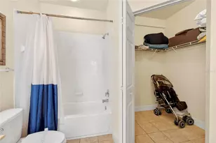 2950 Lucayan Harbour Cir, Kissimmee, FL 34746 - Photo 27