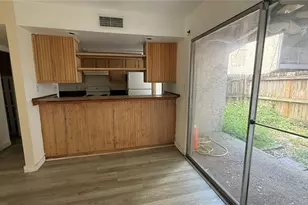 4004 Barwood Dr, Orlando, FL 32839 - Photo 11