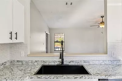 909 Hendon Place, Kissimmee, FL 34758 - Photo 13