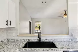 909 Hendon Pl, Kissimmee, FL 34758 - Photo 13