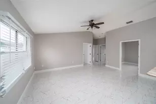 10201 Vista Cove Ln, Orlando, FL 32825 - Photo 3