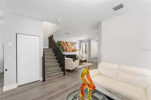 549 NE 206th Ln, Miami, FL 33179 - Photo 5