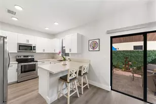 549 NE 206th Ln, Miami, FL 33179 - Photo 9