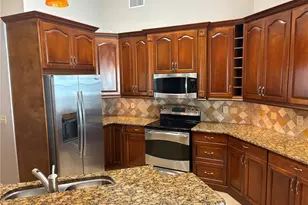 8045 Landgrove Ct, Orlando, FL 32819 - Photo 17