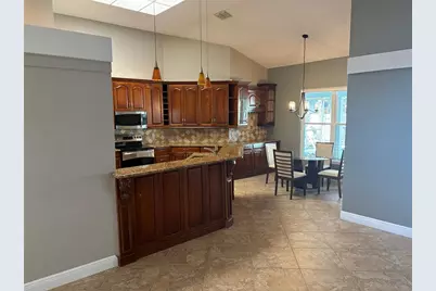 8045 Landgrove Court, Orlando, FL 32819 - Photo 11