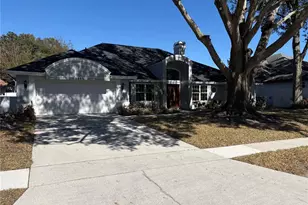 8045 Landgrove Ct, Orlando, FL 32819 - Photo 3