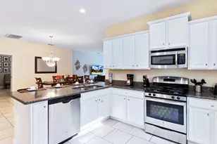 4408 Acorn Ct, Davenport, FL 33837 - Photo 7