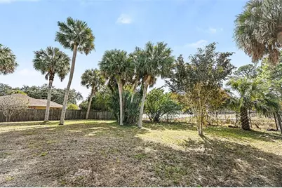 152 Americana Boulevard NW, Palm Bay, FL 32907 - Photo 17