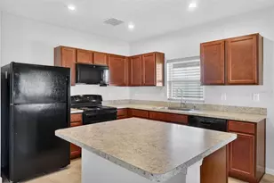 563 Eagle Landing Blvd, Winter Haven, FL 33880 - Photo 9