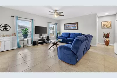 563 Eagle Landing Boulevard, Winter Haven, FL 33880 - Photo 3