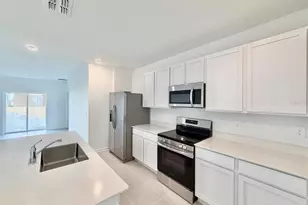 1547 Jessica Blvd, Winter Haven, FL 33884 - Photo 7