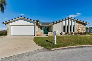 15722 Donzi Dr, Hudson, FL 34667 - Photo 5