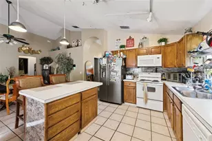 11966 Redbridge Dr, Orlando, FL 32824 - Photo 5