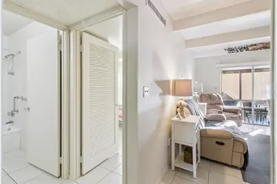 3037 Club Cir, Lakeshore, FL 33854 - Photo 15