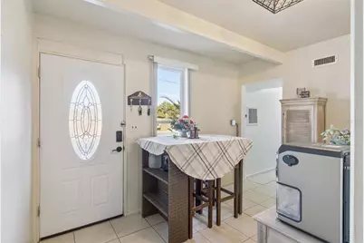 3037 Club Cir, Lakeshore, FL 33854 - Photo 3