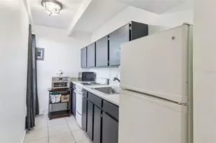 3037 Club Cir, Lakeshore, FL 33854 - Photo 11