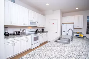 2606 Rosemont Cir, Davenport, FL 33837 - Photo 17