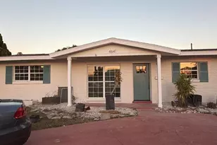 4641 Shore Acres Blvd NE, Saint Petersburg, FL 33703 - Photo 3