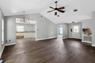 36101 Mattawan Dr, Eustis, FL 32736 - Photo 11