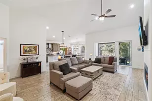 735 Black Eagle Dr, Groveland, FL 34736 - Photo 7