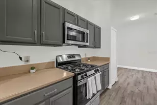 103 Crescent Moon Dr, Groveland, FL 34736 - Photo 9