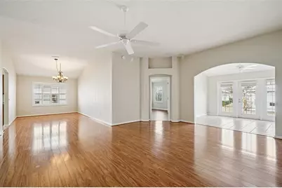 7821 SE 166th Smallwood Place, The Villages, FL 32162 - Photo 11