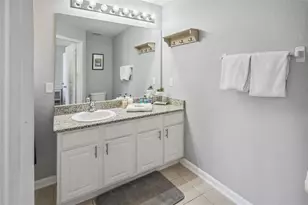 2560 Maneshaw Ln, Kissimmee, FL 34747 - Photo 33