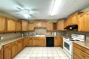 603 Hawaiian Way, Kissimmee, FL 34758 - Photo 11