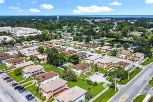 694 Michigan Ct, Saint Cloud, FL 34769 - Photo 23