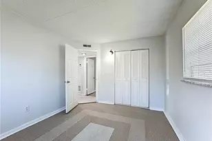 694 Michigan Ct, Saint Cloud, FL 34769 - Photo 13